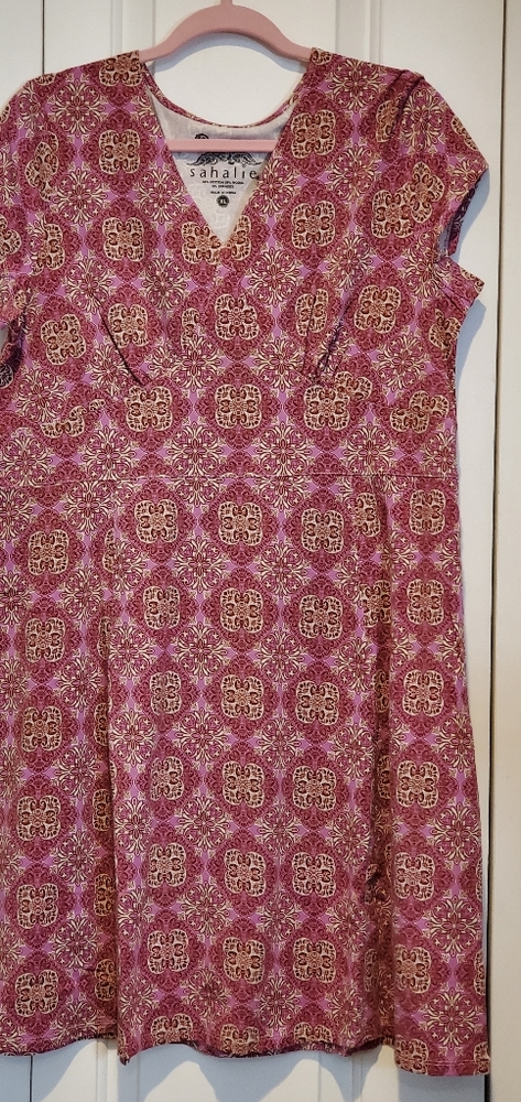Sahalie  NWOT DRESS
